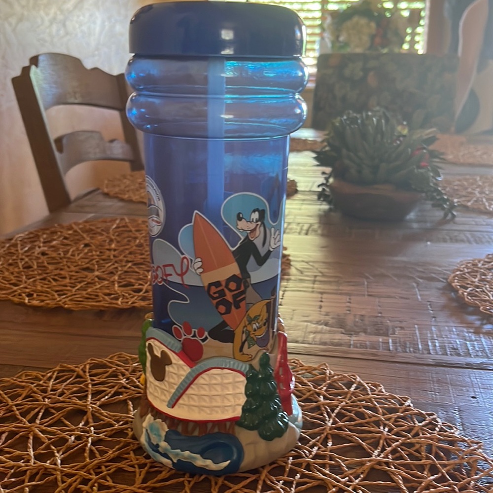 California adventure slip cup 2001